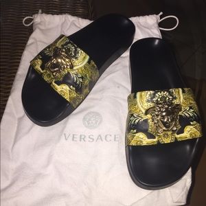 Original Versace flip flops size 7.5